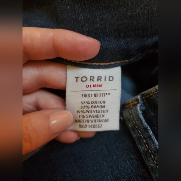Torrid Stretch Denim Jeggings 14S - Picture 11 of 13
